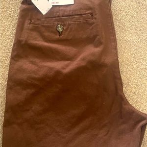 Men’s Old Navy flex Chino pants. size 32w/30L.  New with tags.
